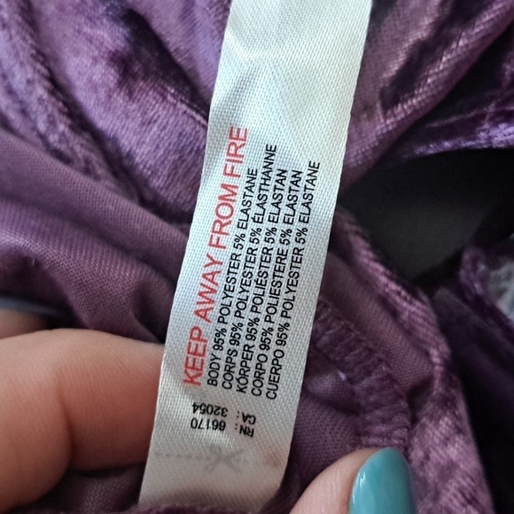 NEW FREE PEOPLE VELVET PUFF SLEEVE BODYSUIT IN PURPLE SIZE XS - Picture 6 of 7